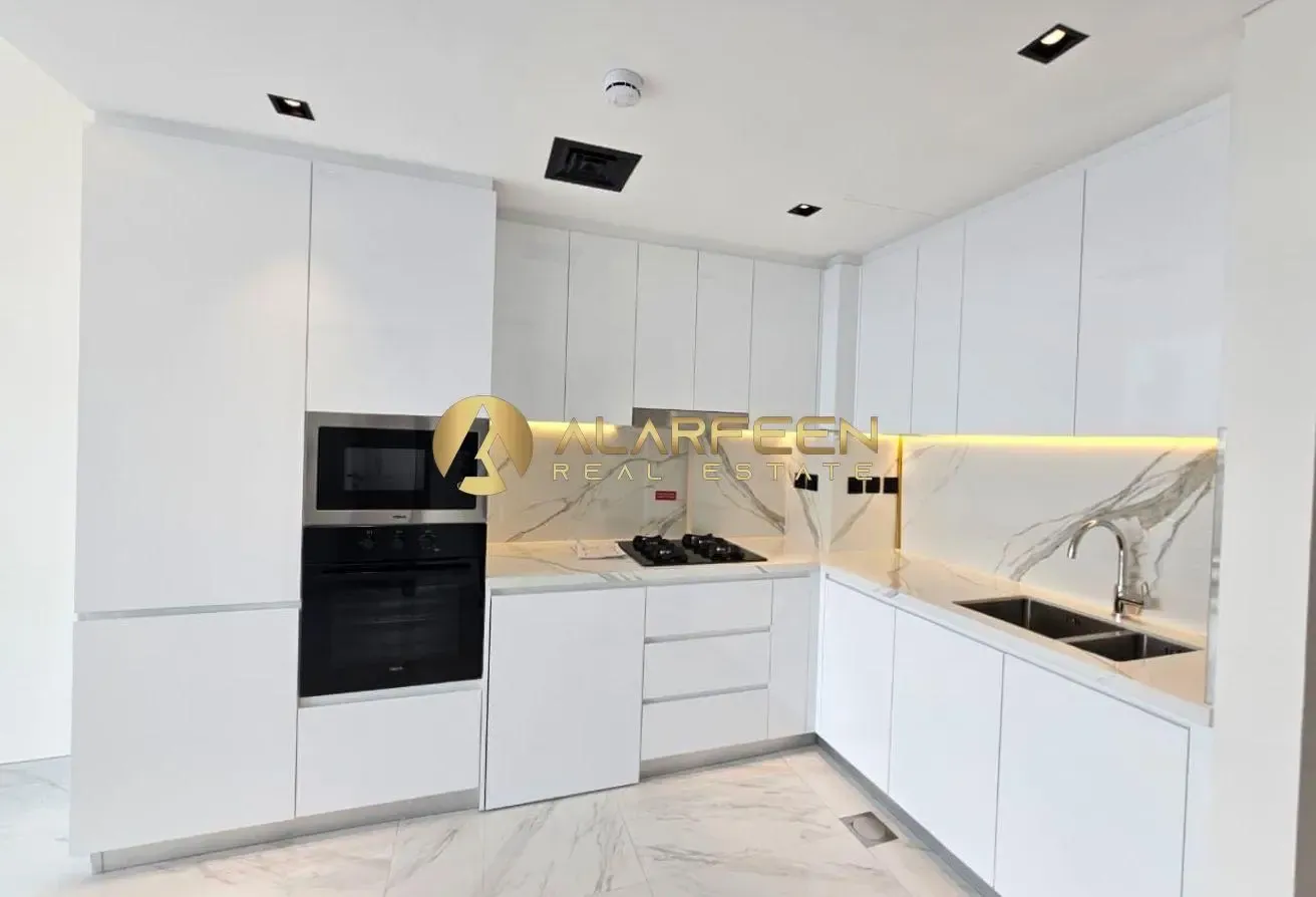 Private Pool |Fitted Kitchen | Be the First Tenant