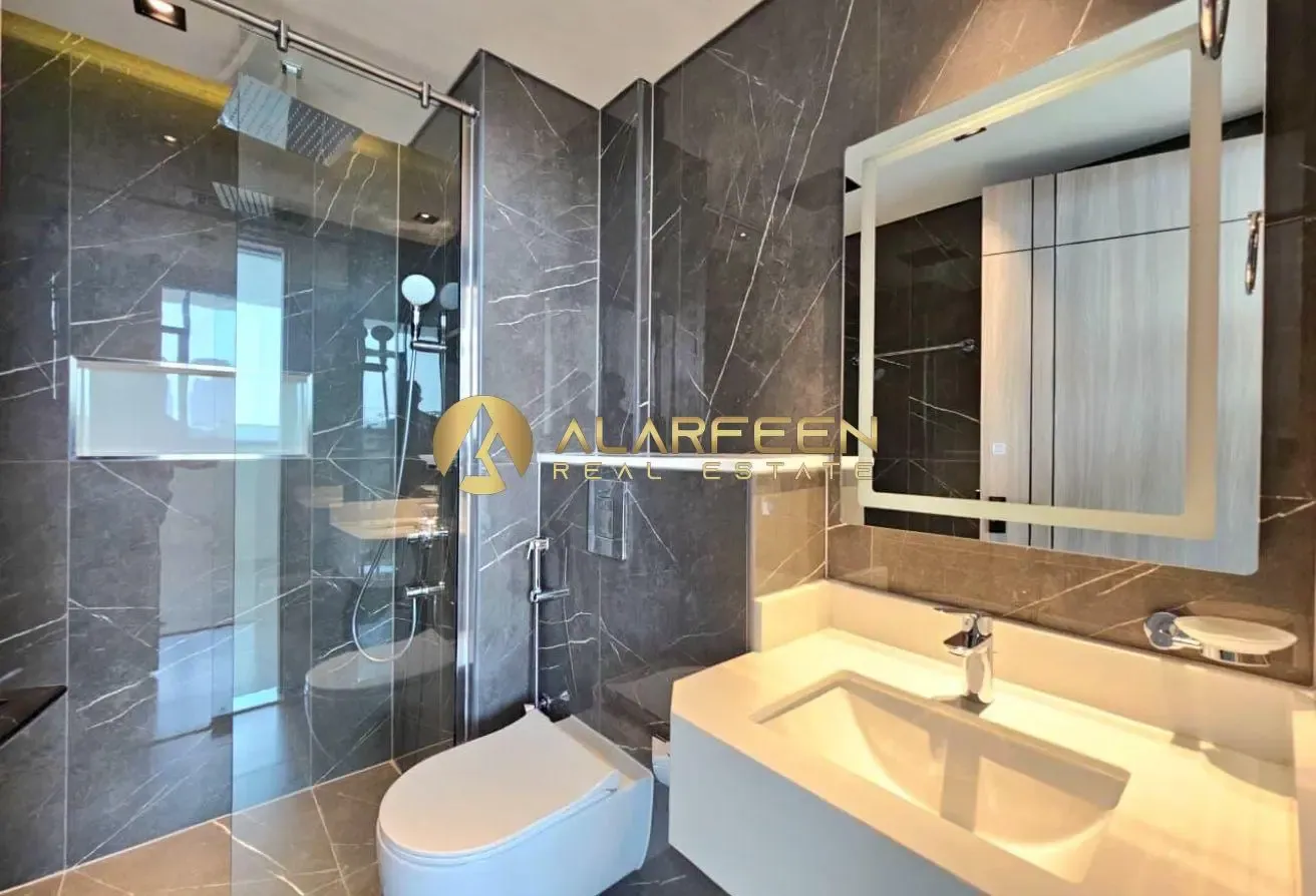Private Pool |Fitted Kitchen | Be the First Tenant