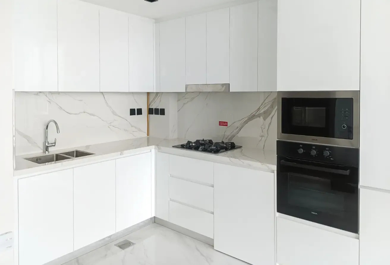 Spacious Bright | Modern | Brand New
