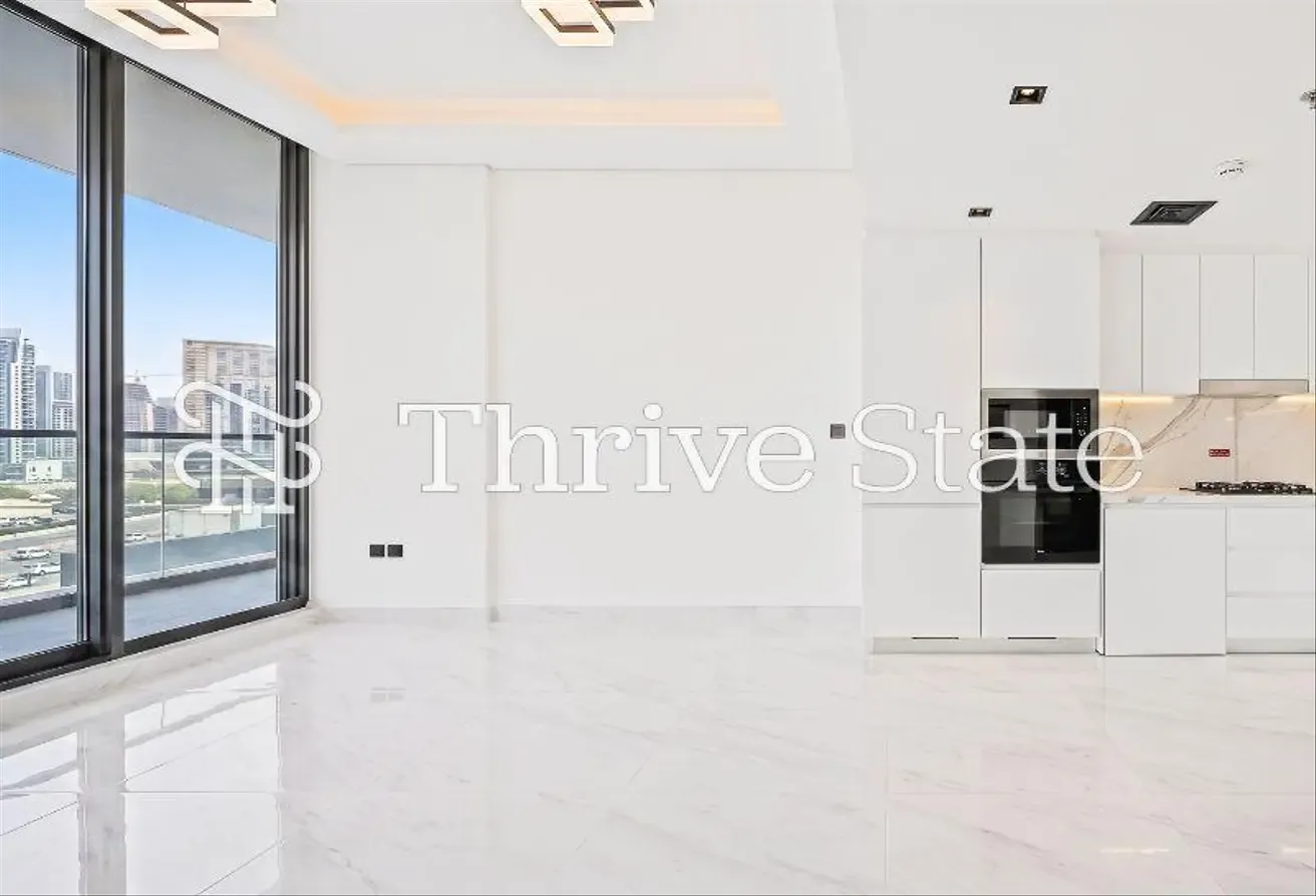 Brand New Luxury Living with Private Jacuzzi