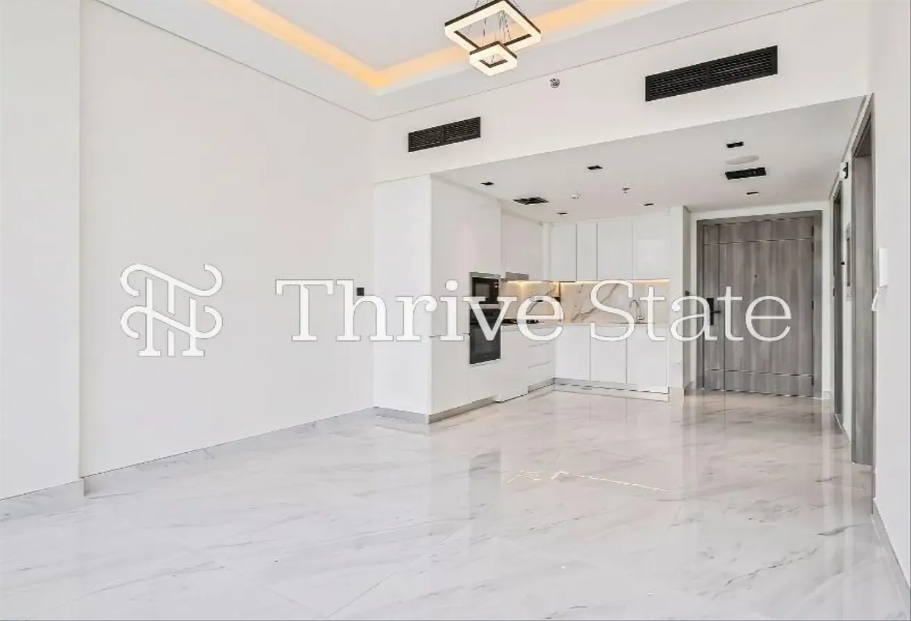Brand New Luxury Living with Private Jacuzzi