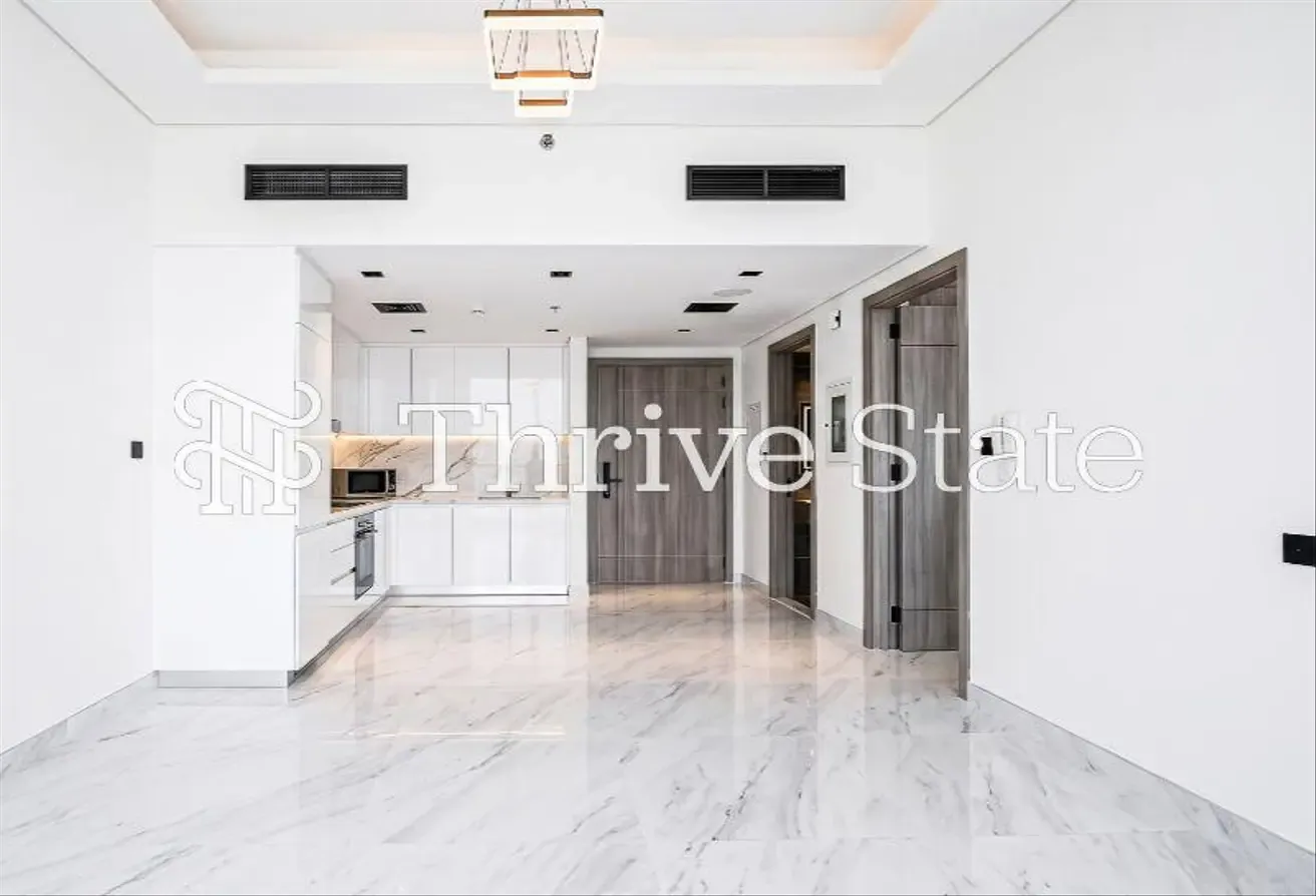Brand New Luxury Living with Private Jacuzzi