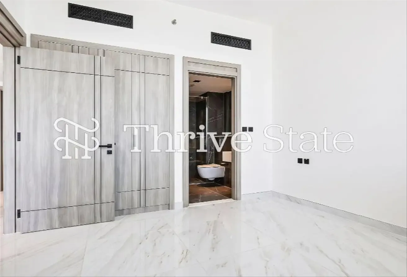 Brand New Luxury Living with Private Jacuzzi