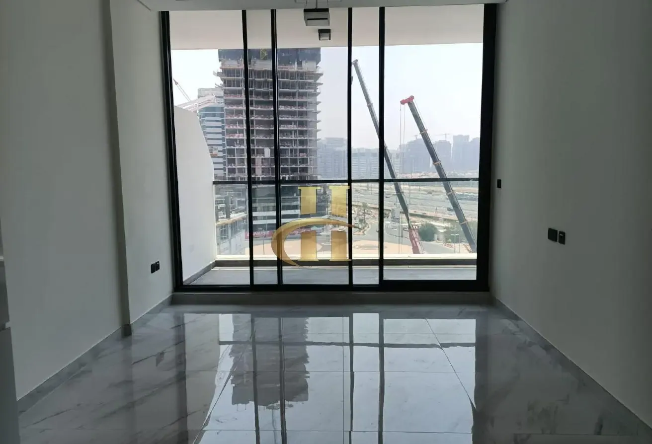 Hot Offer | Vacant | Pool View
