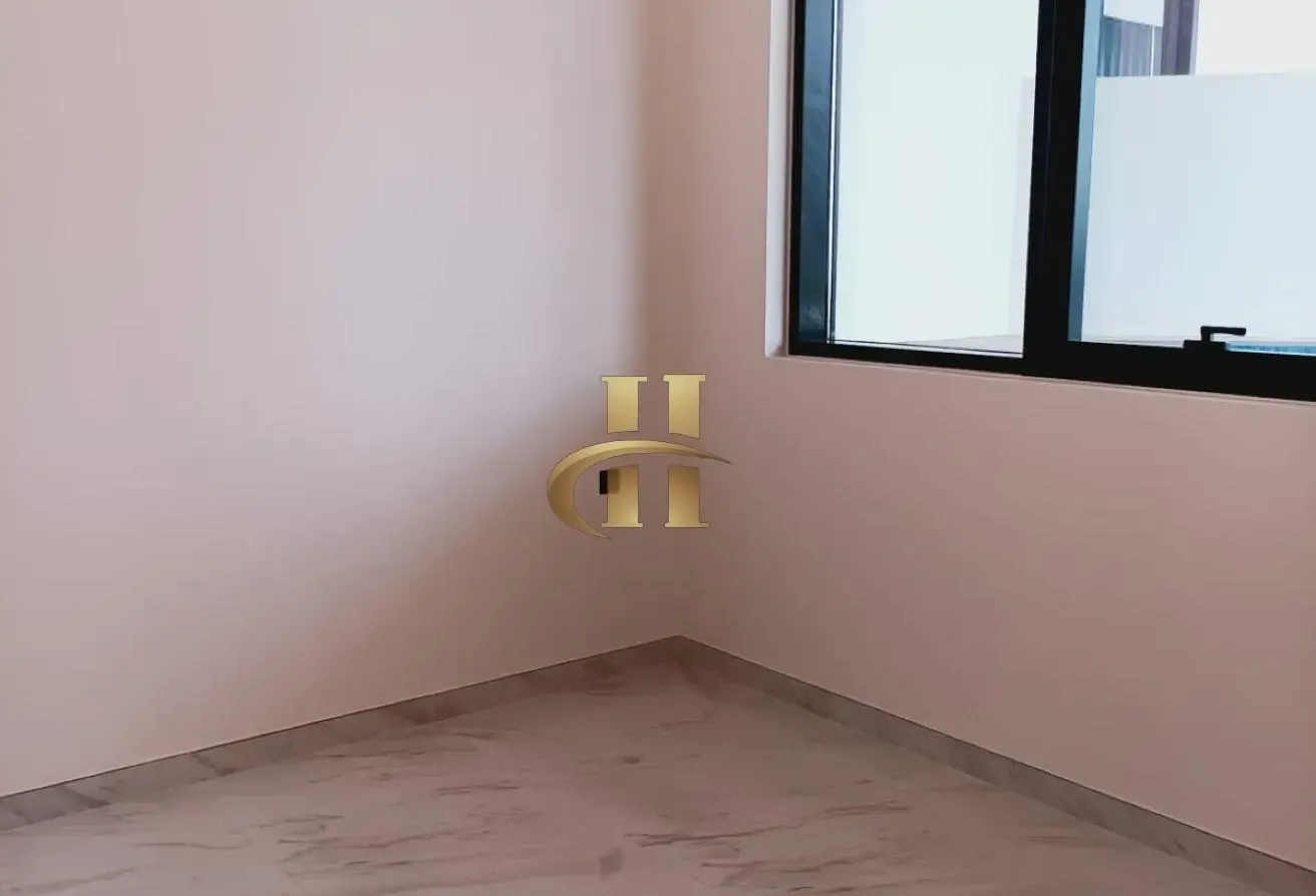 Hot Offer | Vacant | Pool View