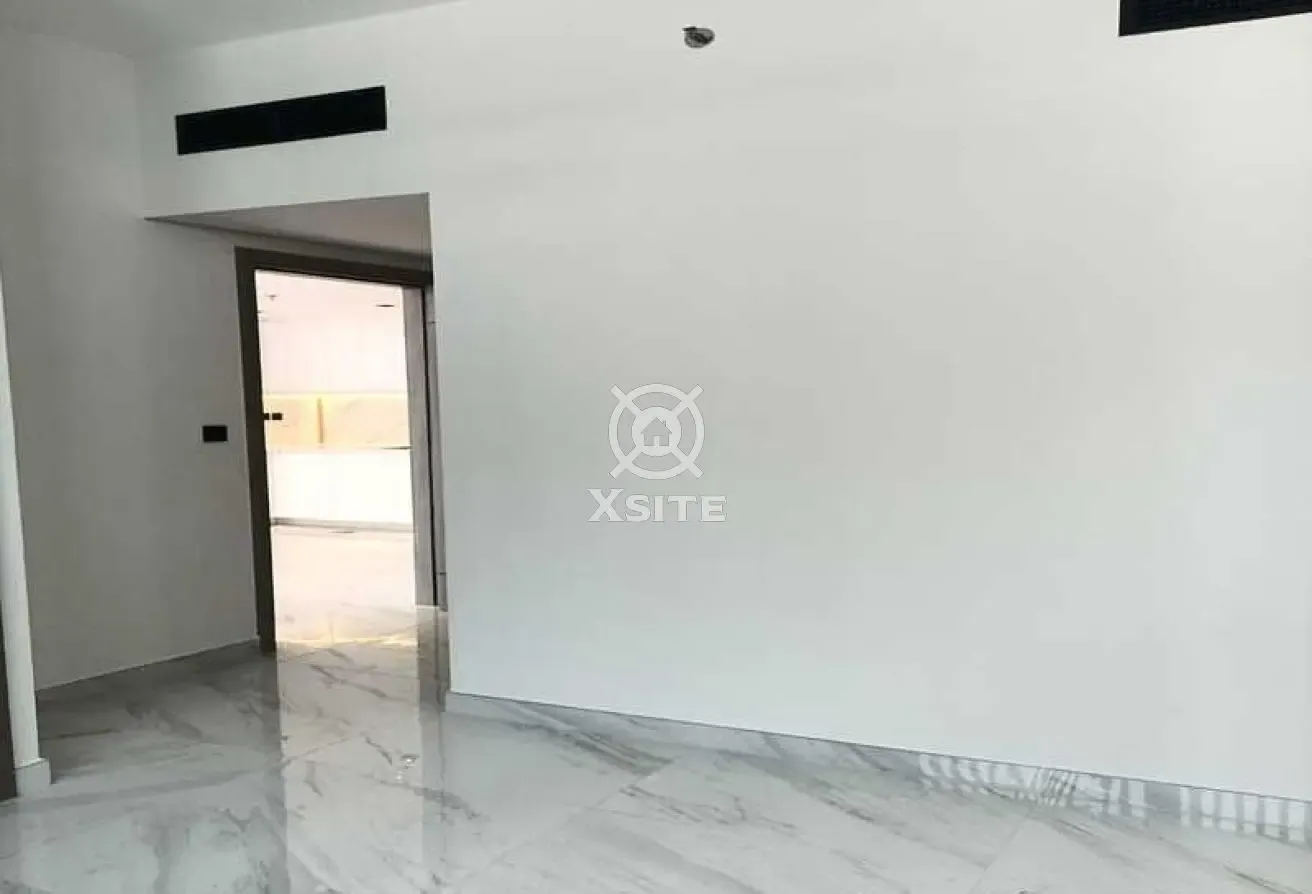 Modern 1 BR | Unfurnished | Prime Location