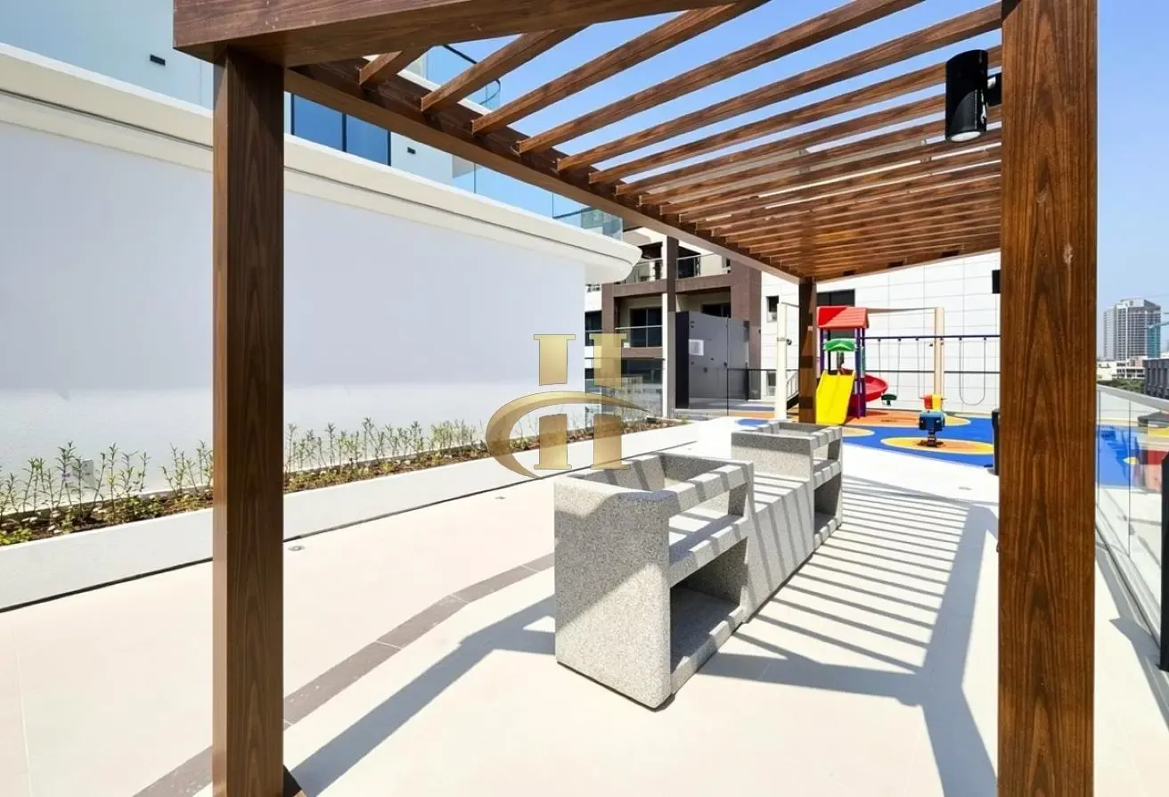 Brand New | Private Pool | Top Quality | Vacant