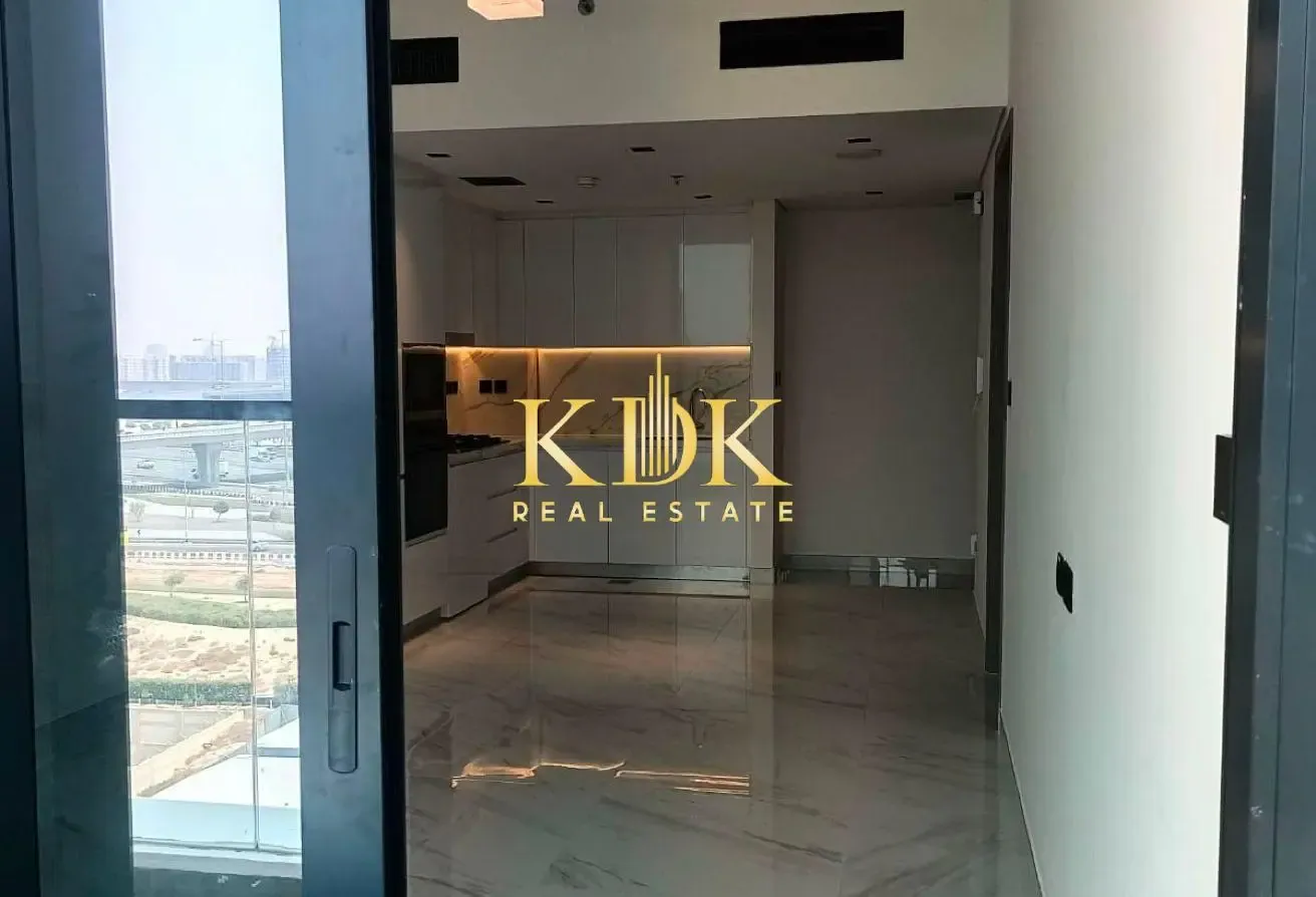 1 Bed | Best Ammenities | Spacious