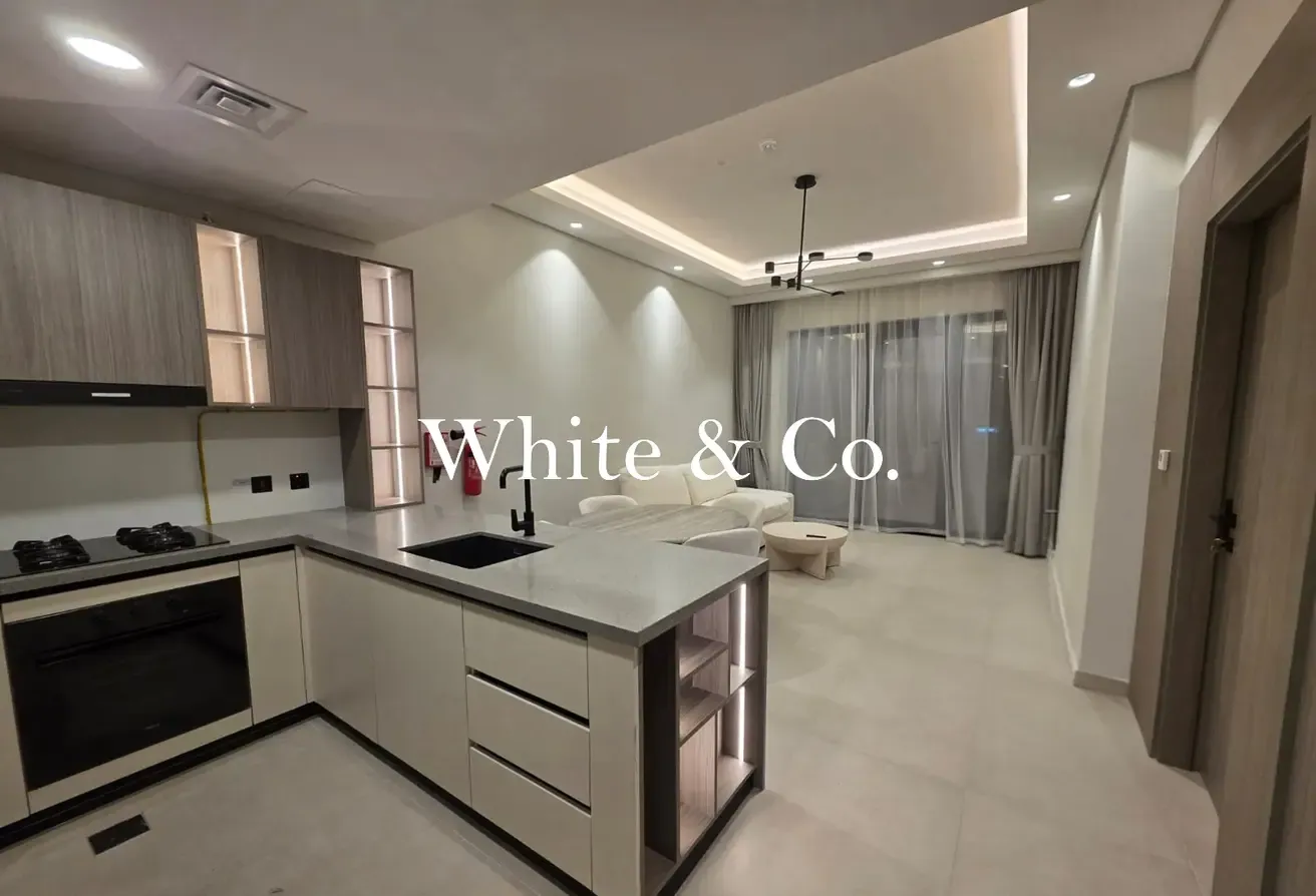 1 bedroom+Study |Chiller Free | Brand New