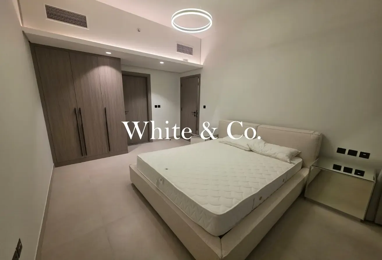 1 bedroom+Study |Chiller Free | Brand New