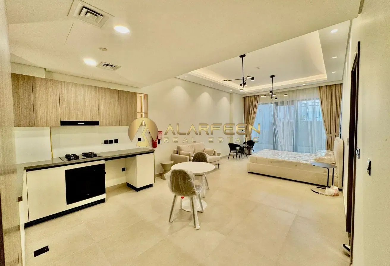 Spacious Layout | Near To Exit | Ready To Move
