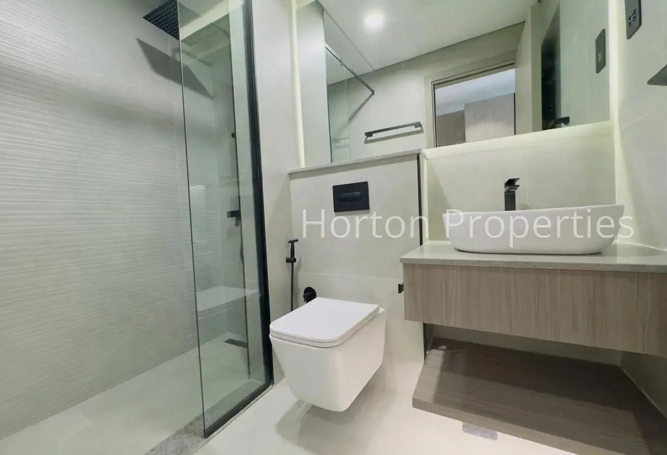 BRAND NEW | POOL VIEW | NEAR CIRCLE MALL