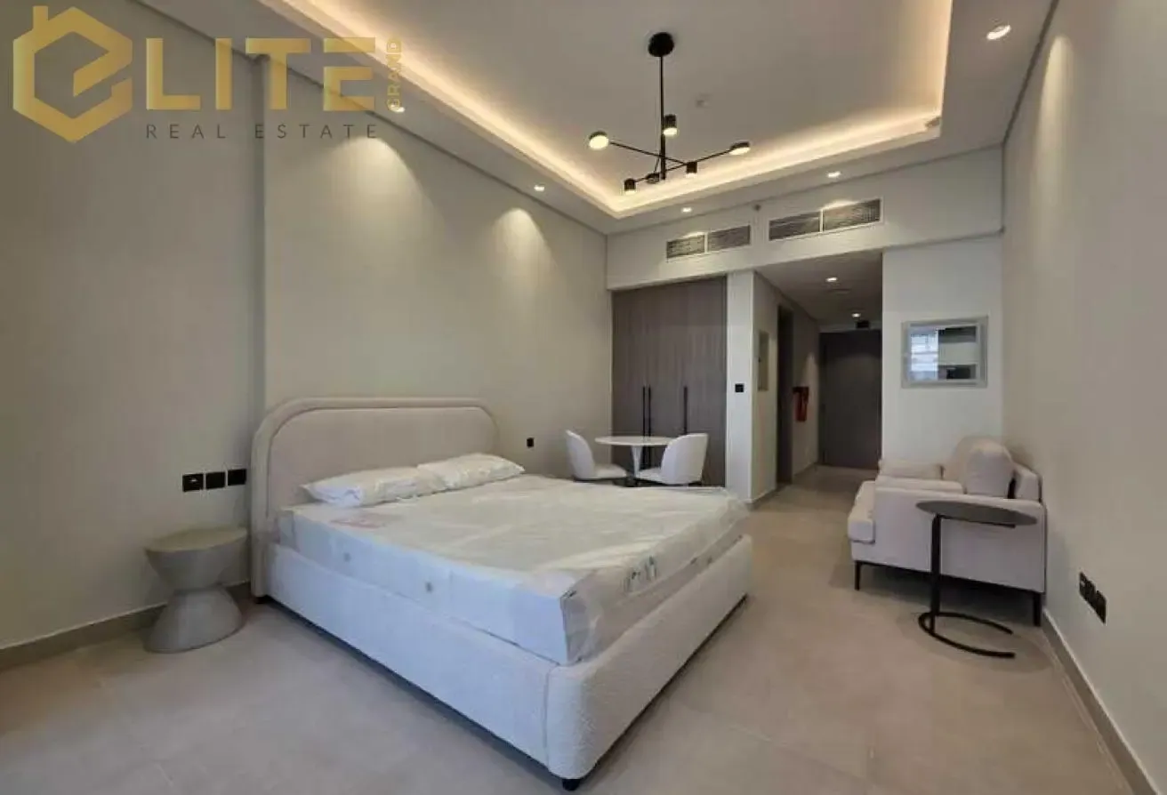 VACANT | BRAND NEW | MODERN DESIGN