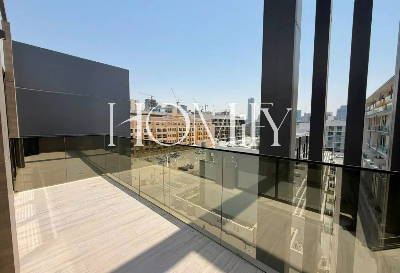 FULLY FURNISHED | HUGE LAYOUT | PREMIUM QUALITY