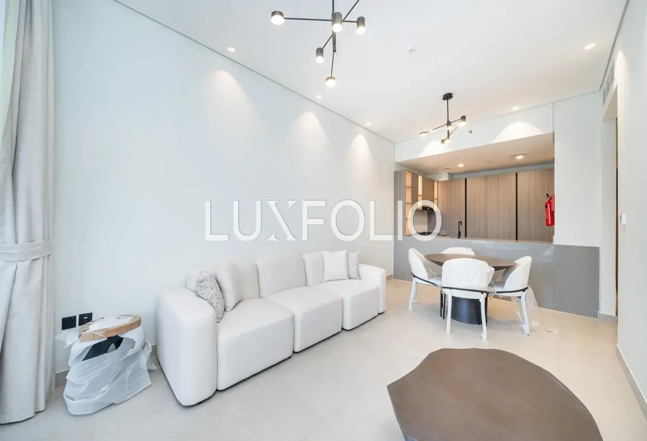 Corner Unit | Maid Room | Furnished