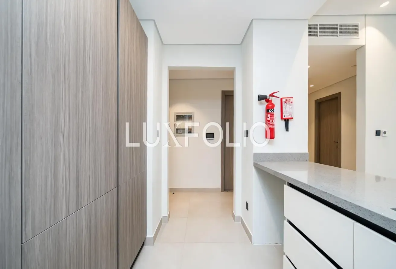Corner Unit | Maid Room | Furnished