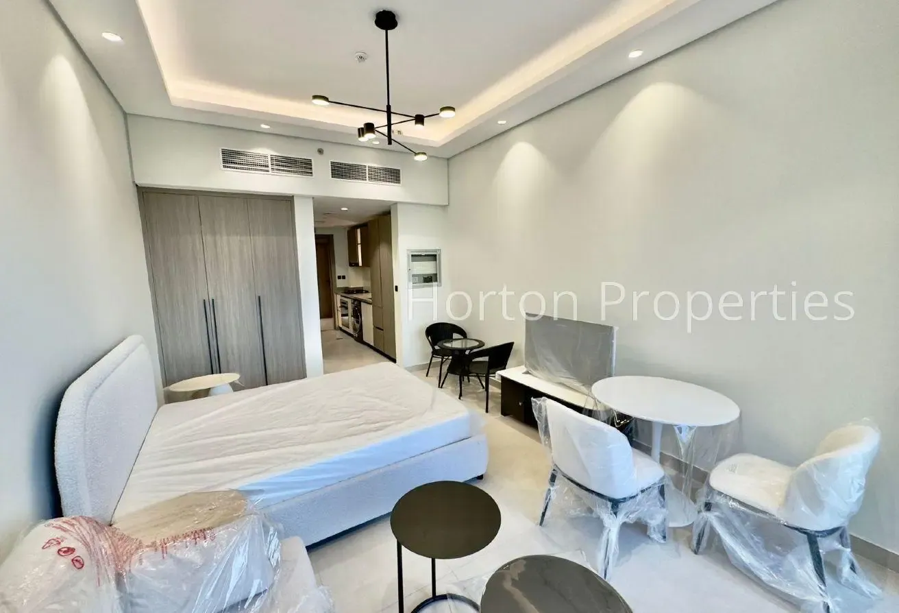 FURNISHED STUDIO | POOL VIEW | NEAR CIRCLE MALL