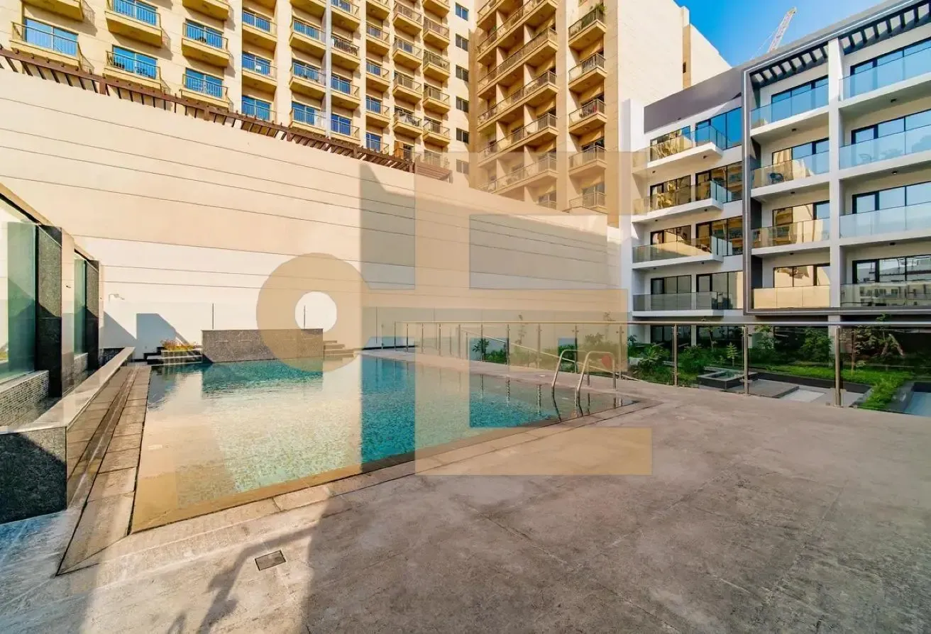 Studio Apartment | Pool View | Balcony