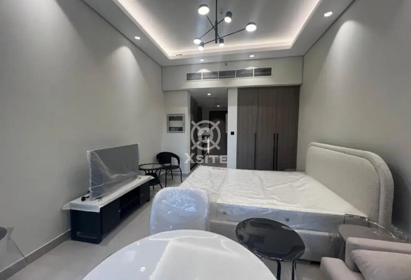 Elegant Living |Fully Furnished |Pool View