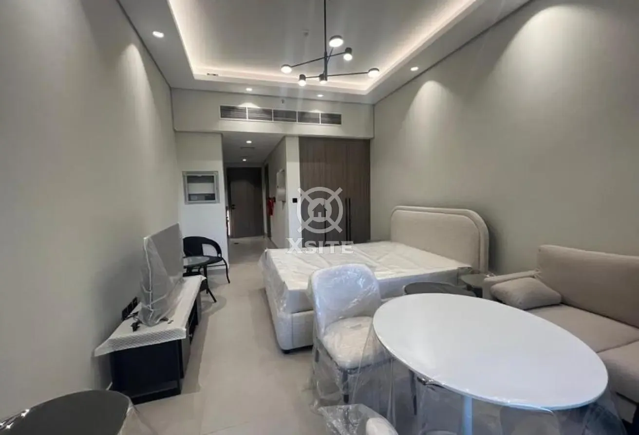 Elegant Living |Fully Furnished |Pool View