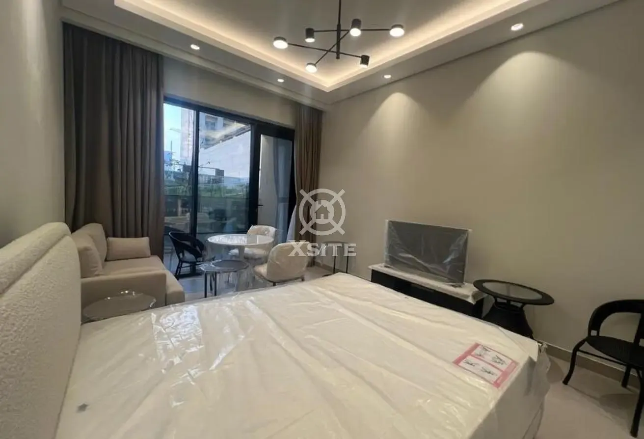 Charming Studio |Fully Furnished |Vacant