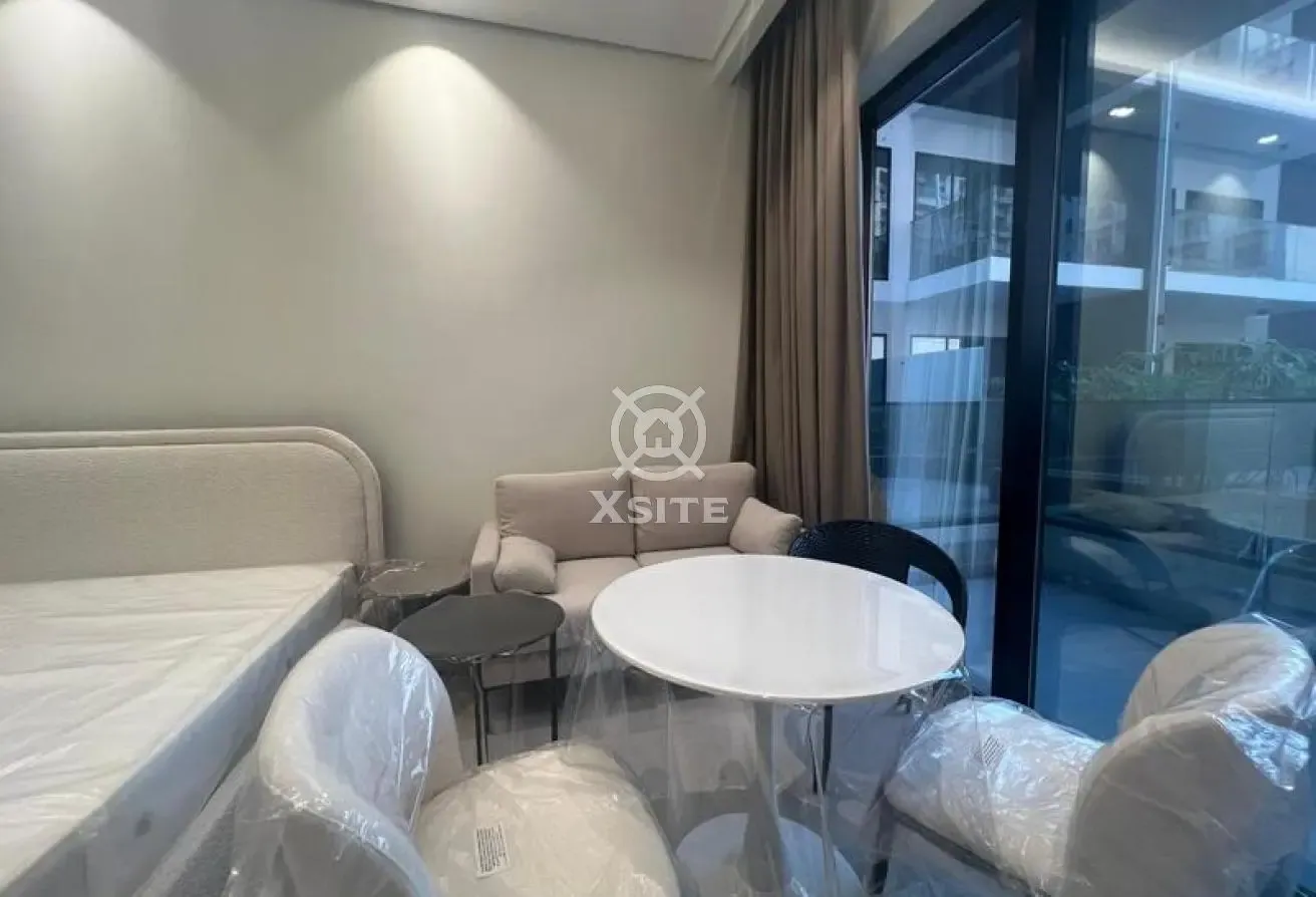 Charming Studio |Fully Furnished |Vacant