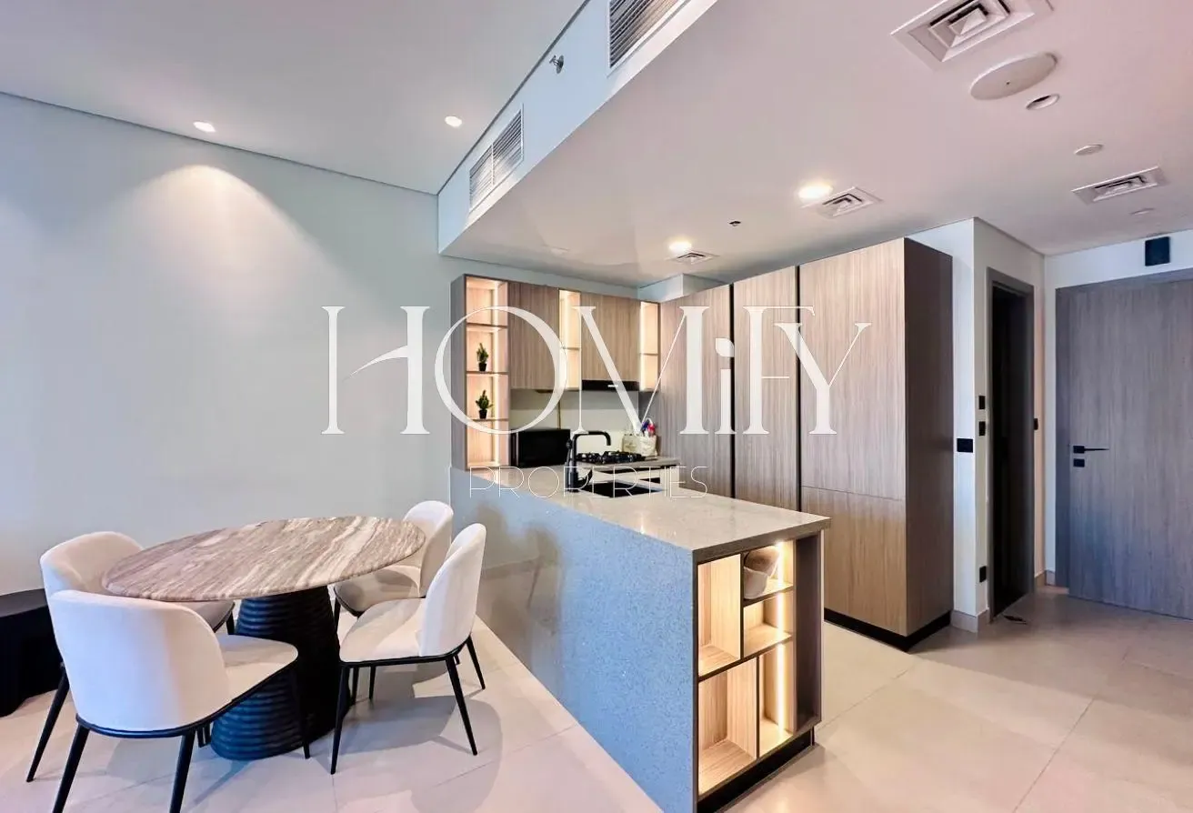 STUDY ROOM | FULLY FURNISHED | HIGH-END QUALITY