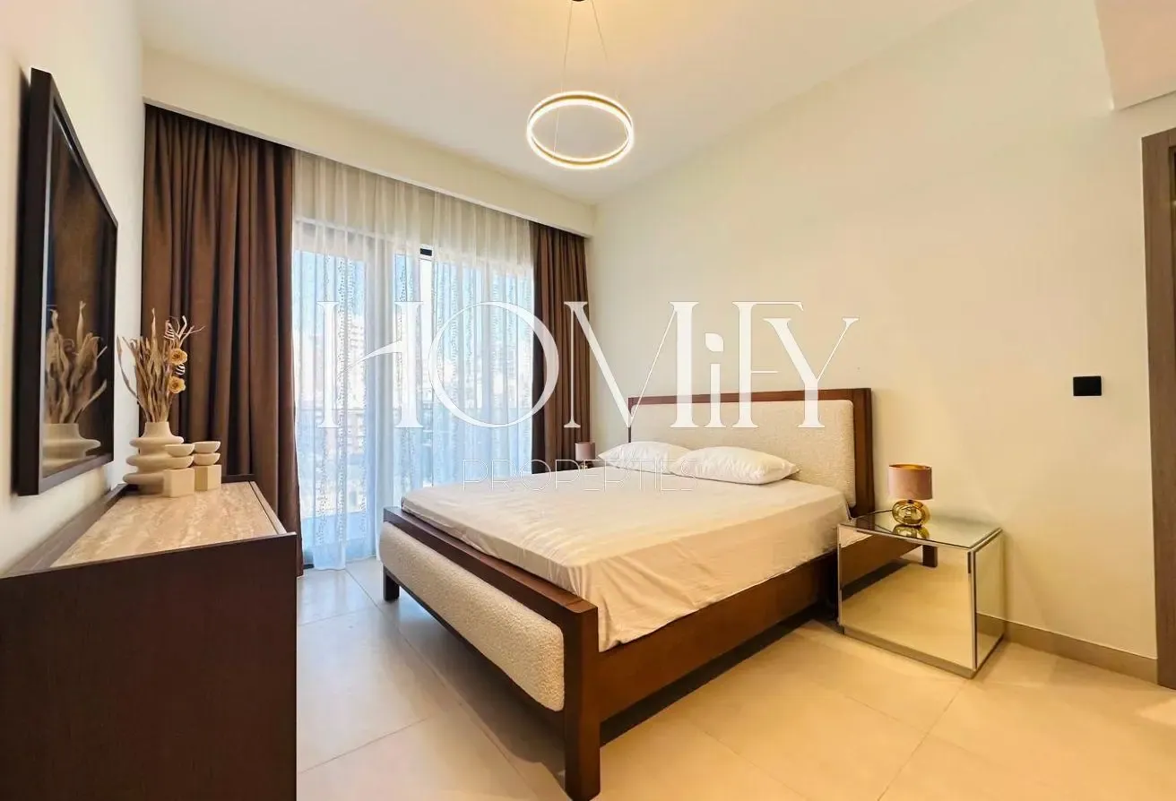 STUDY ROOM | FULLY FURNISHED | HIGH-END QUALITY