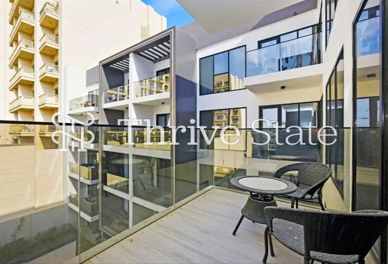 Fully Furnished | Ready to Move | Large Layout