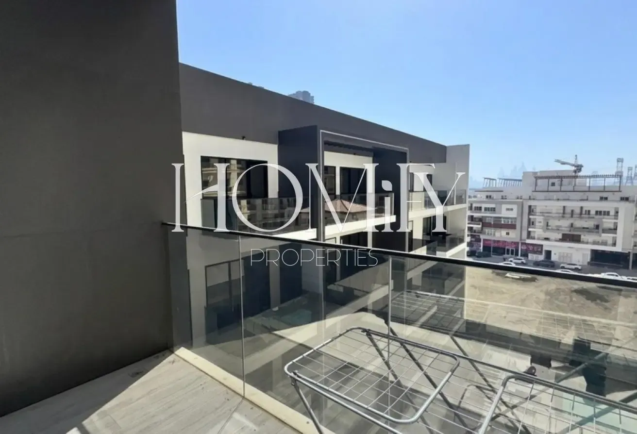 BRAND NEW | FULLY FURNISHED | PRIME LOCATION