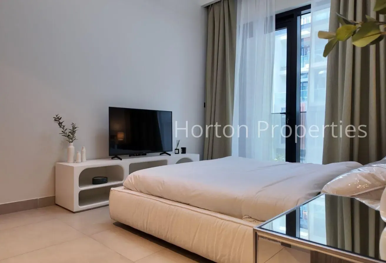 FURNISHED I MAID/STUDY I PRIME LOCATION | VACANT
