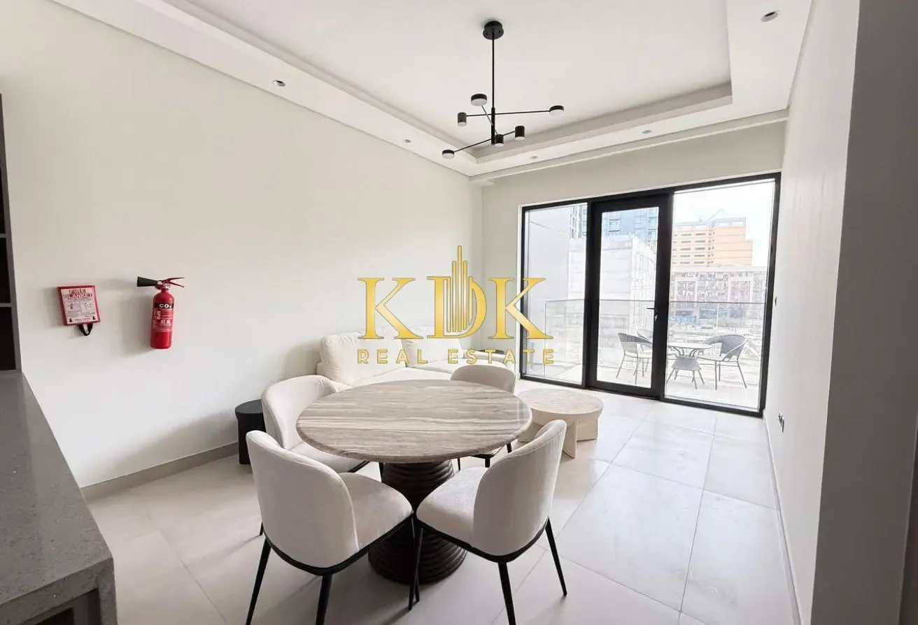 Furnished 1 BHK + Study | Fitted Kitchen| Move In