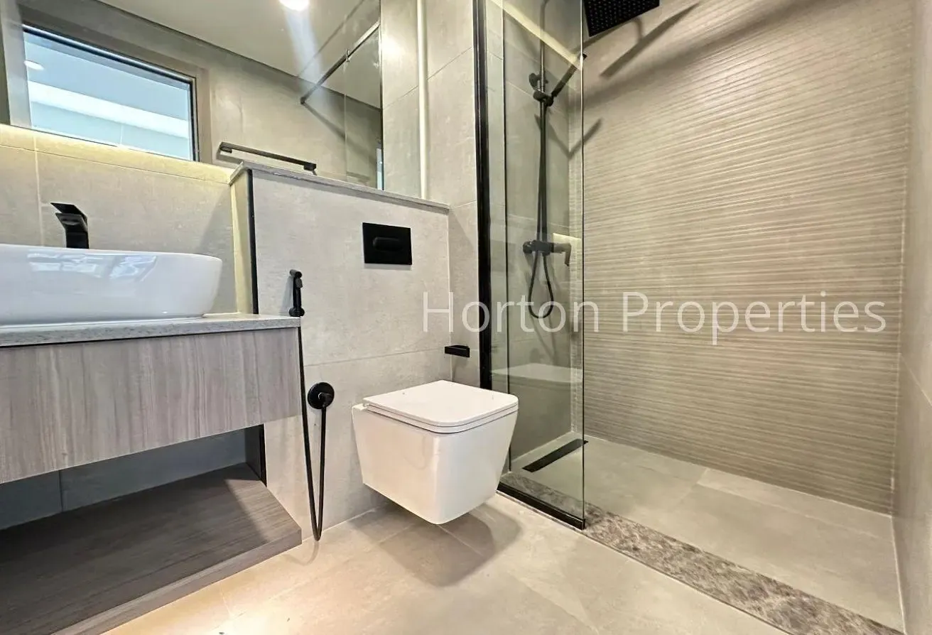 BRAND NEW | SEPARATE LAUNDRY | STORAGE ROOM