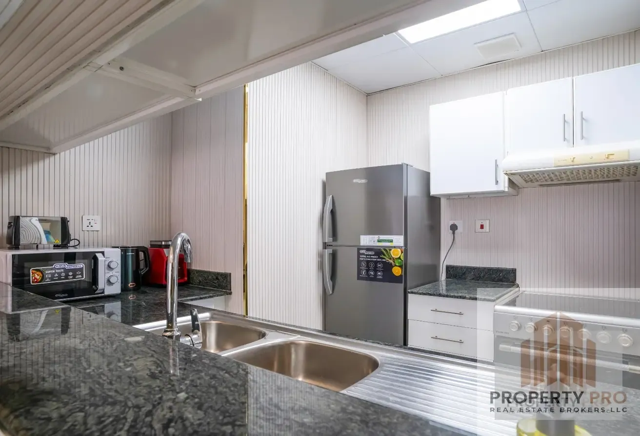 FULLY FURNISHED | NEAR TO METRO |