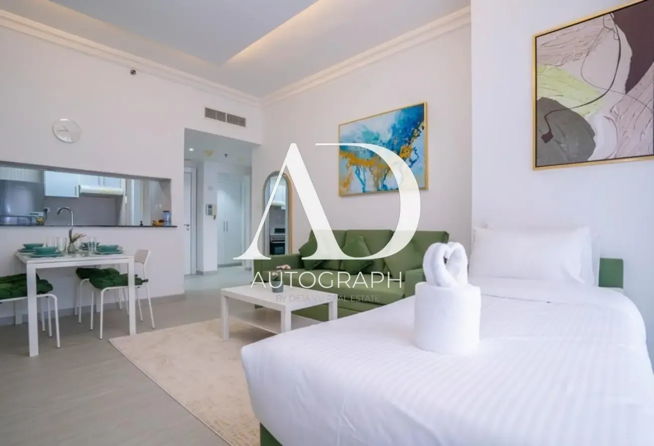 Furnished | Upgraded | On Mid Floor