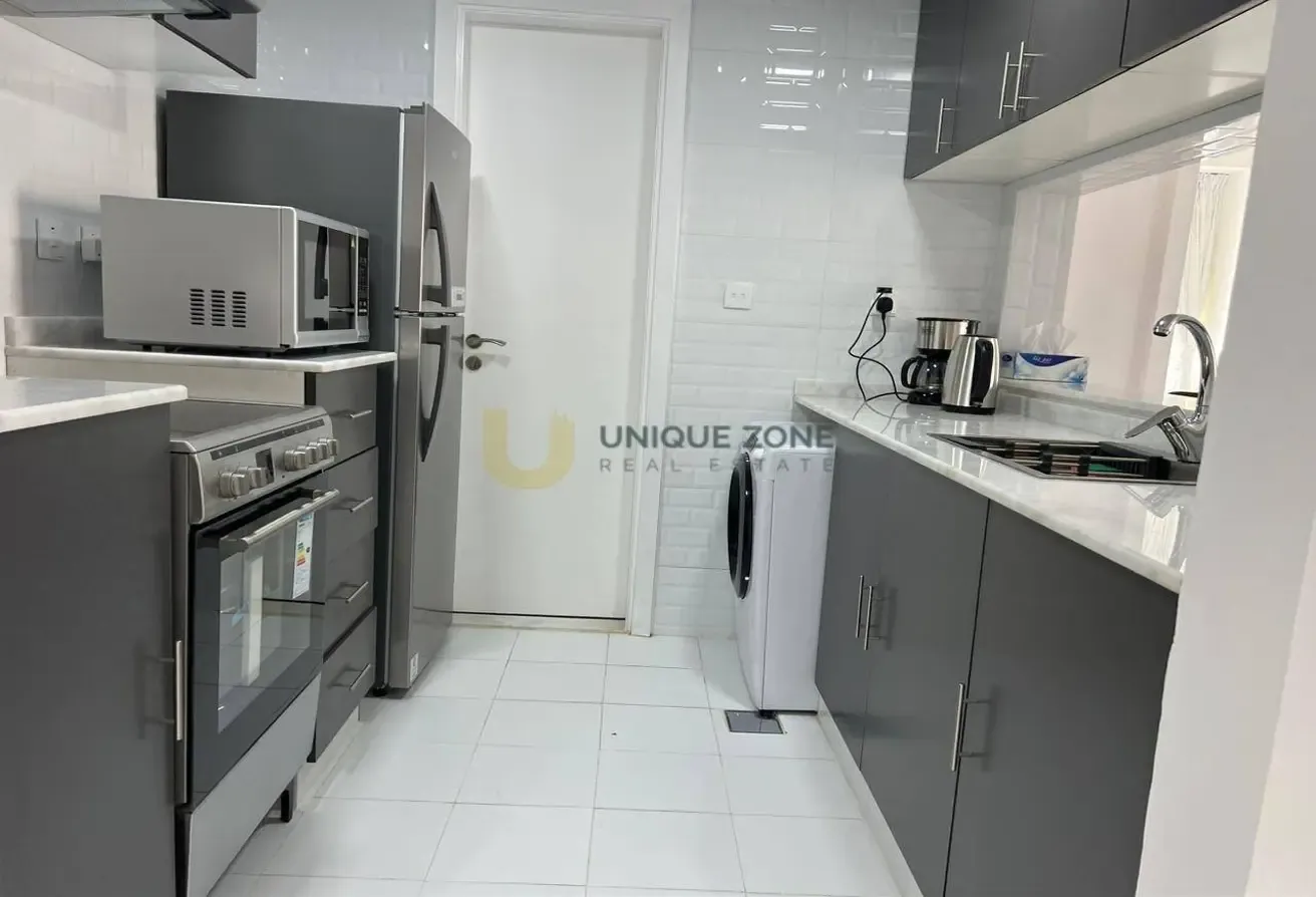 Upgraded | Fully Furnished | Park and Marina View