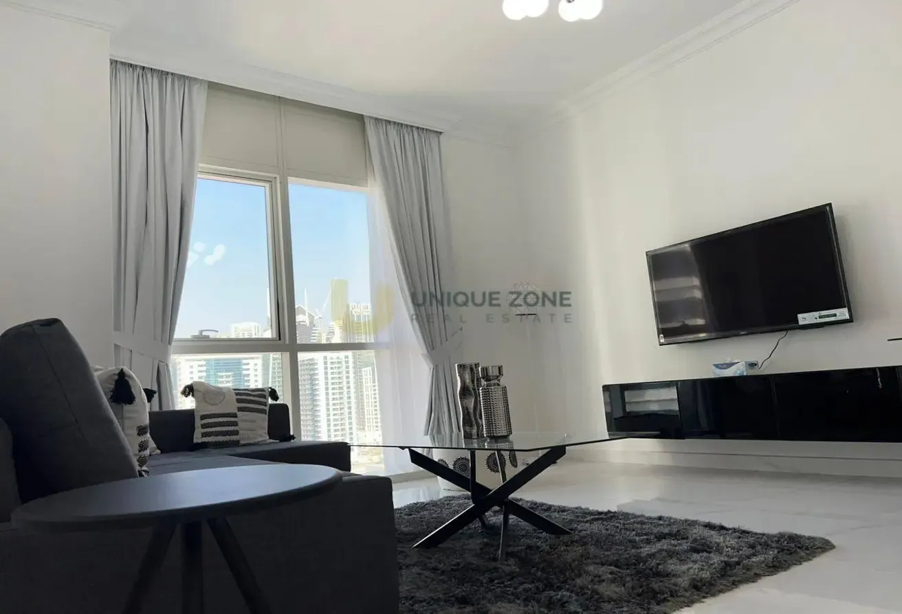 Upgraded | Fully Furnished | Park and Marina View