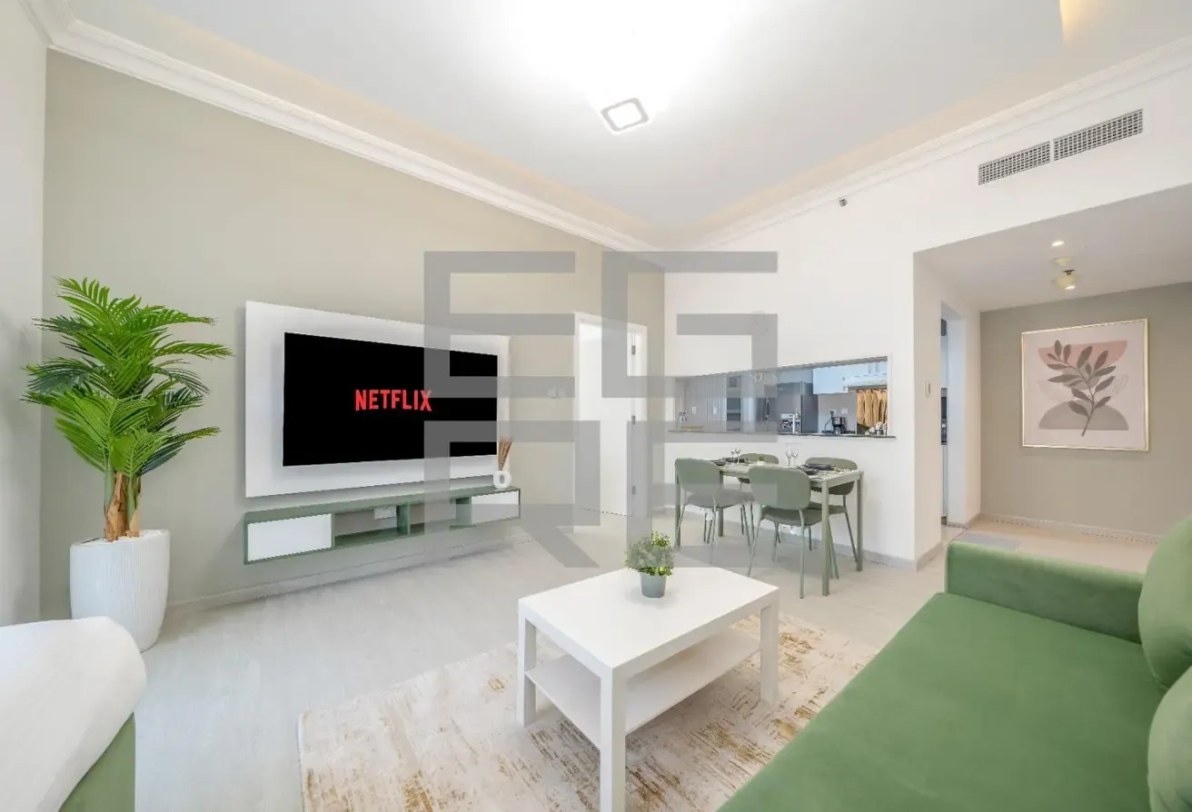 Spacious Fully Furnished 1BR | Canal View
