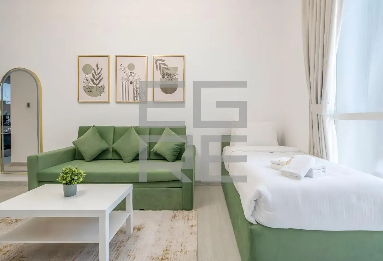 Spacious Fully Furnished 1BR | Canal View