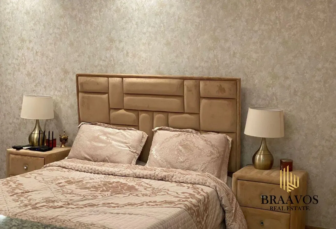 SPACIOUS | LOWER FLOOR | FURNISHED | NEAR METRO