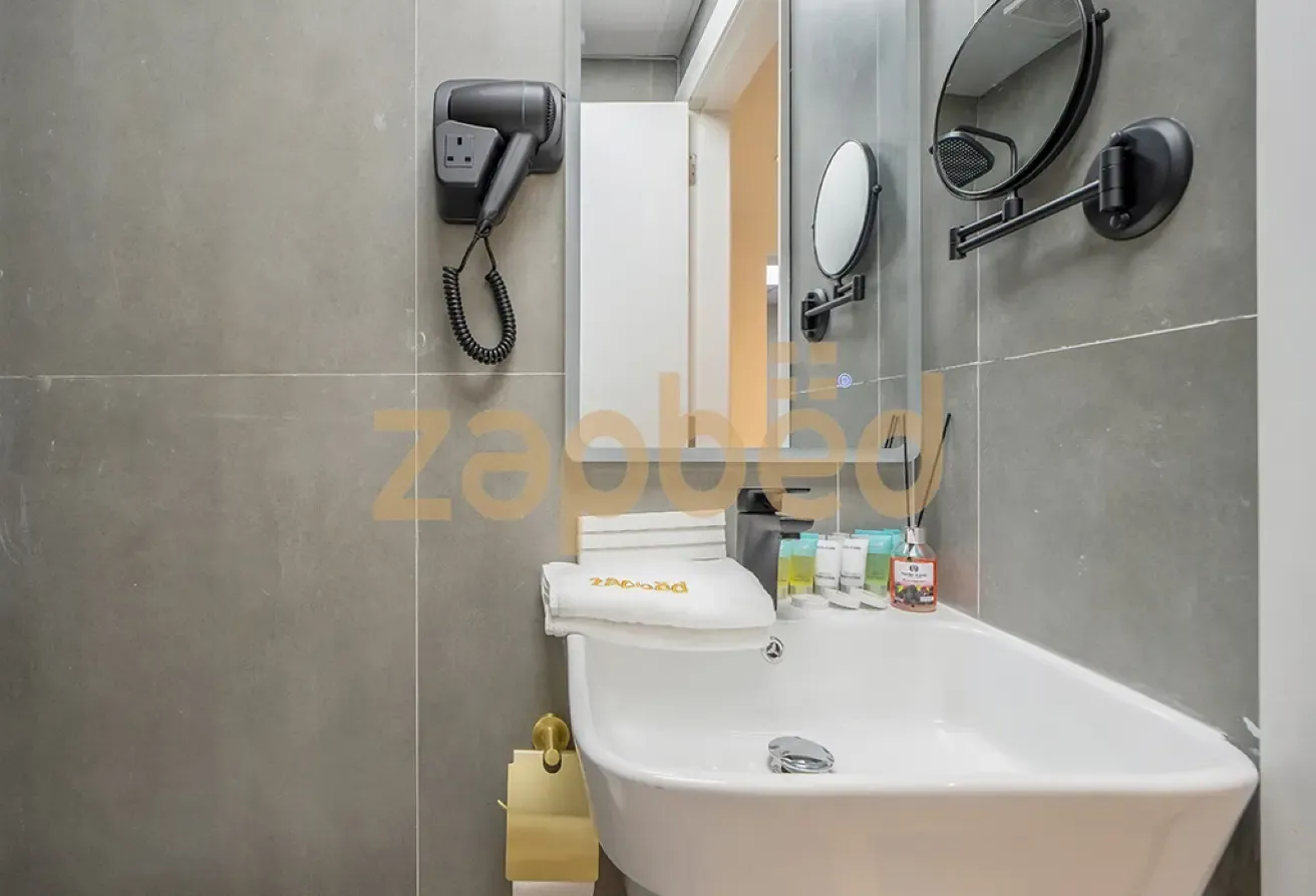 Upgraded | Fully Furnished | Near by Metro|MAG 214