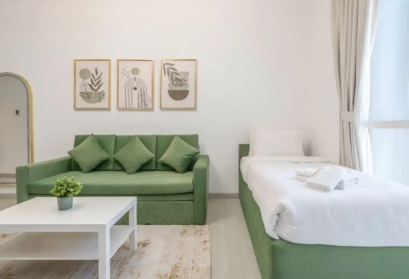 FULLY FURNISHED | MAG 214 | 1 BEDROOM | CLUSTER R