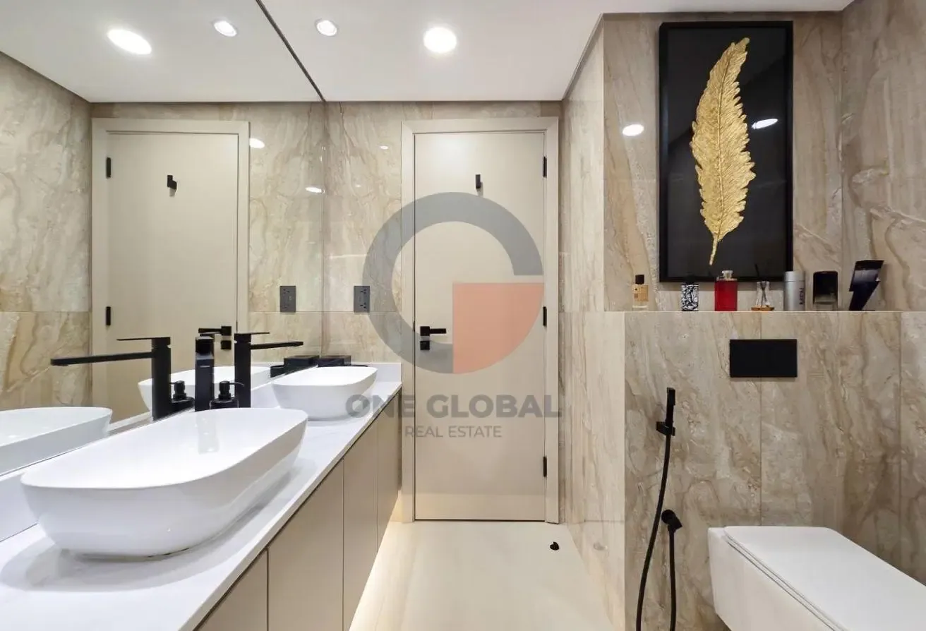 Fully Upgraded | Skyline View | Furnished