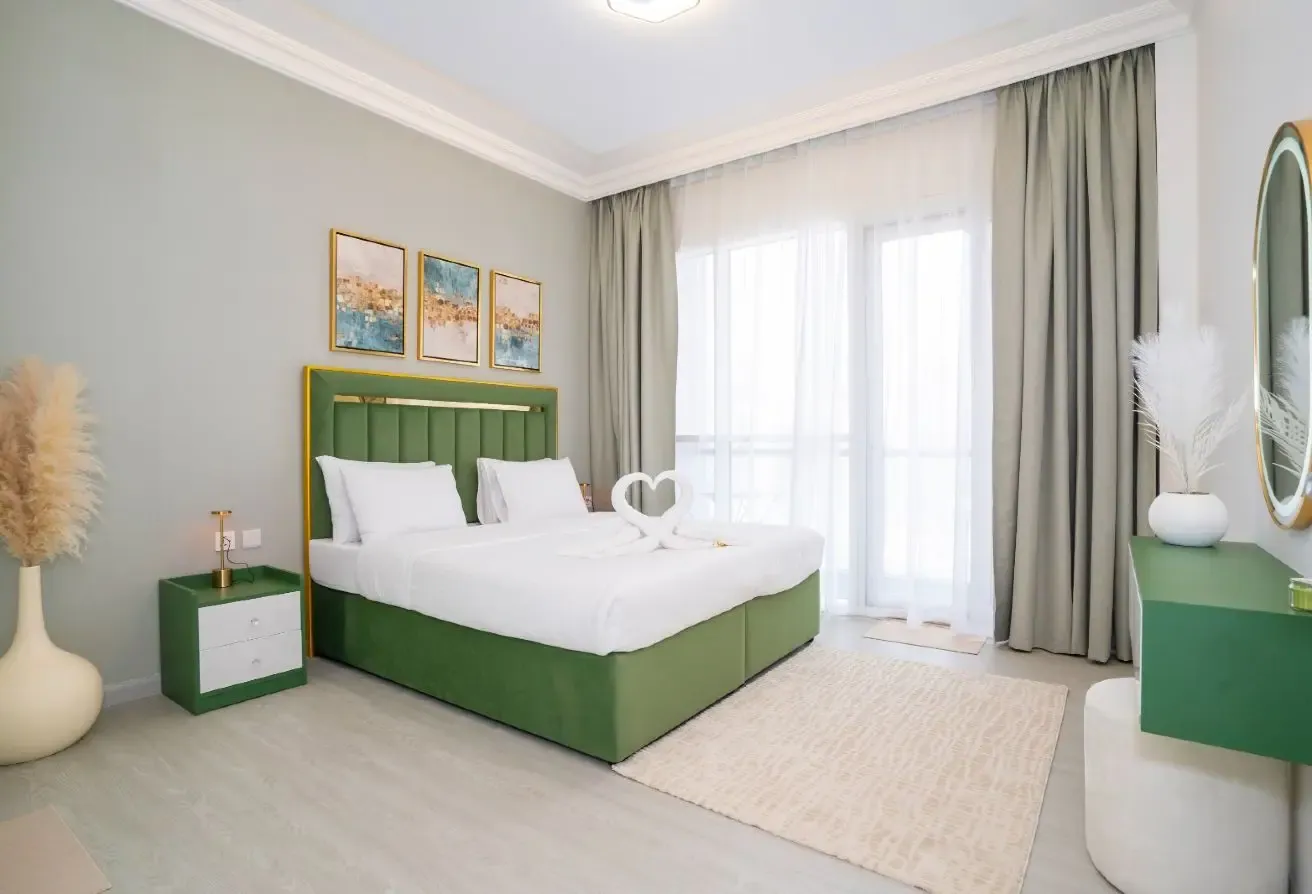 1 BR Upgraded Apartment in Jumeirah Lake Towers