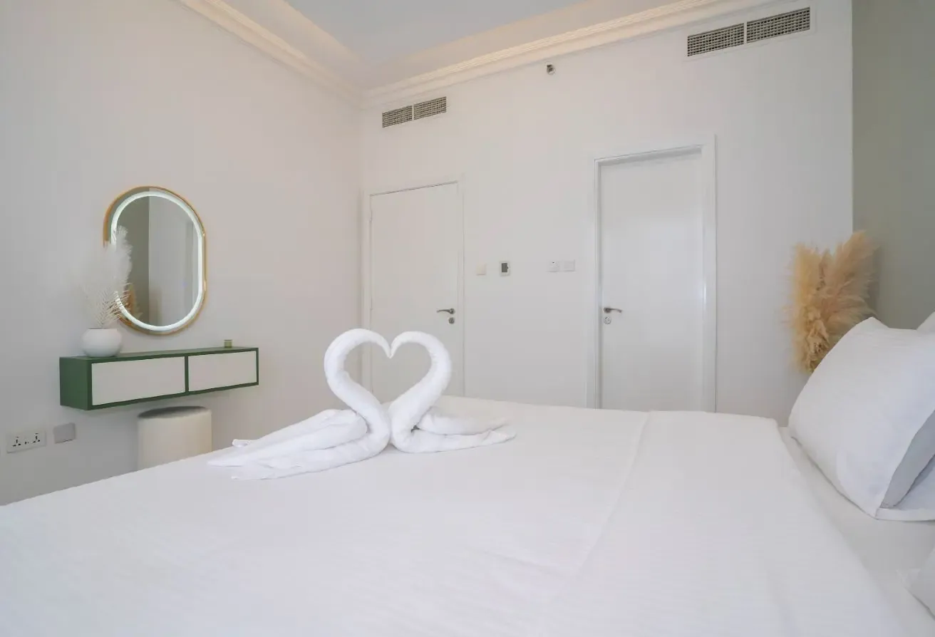 1 BR Upgraded Apartment in Jumeirah Lake Towers