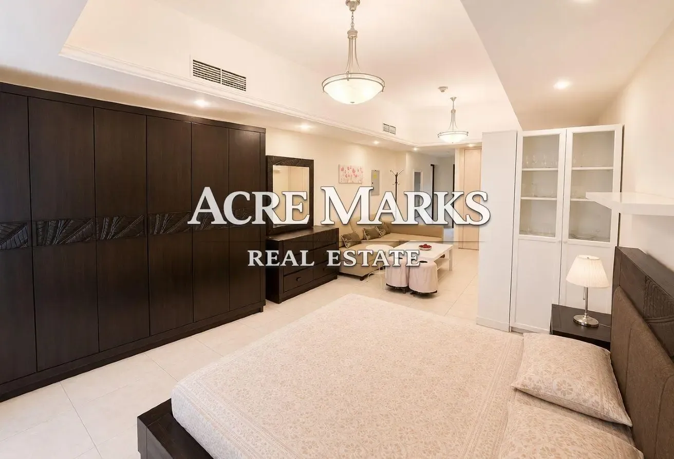 Large Studio | Fully Furnished | Balcony