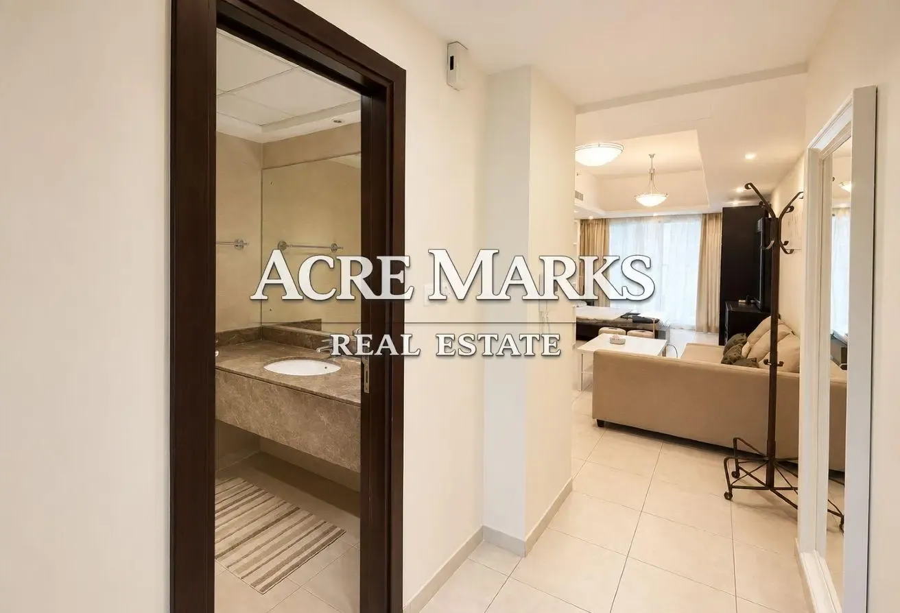 Large Studio | Fully Furnished | Balcony