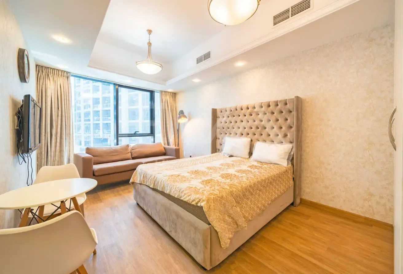 FULLY FURNISHED | COMMUNITY VIEW| READY AND VACANT
