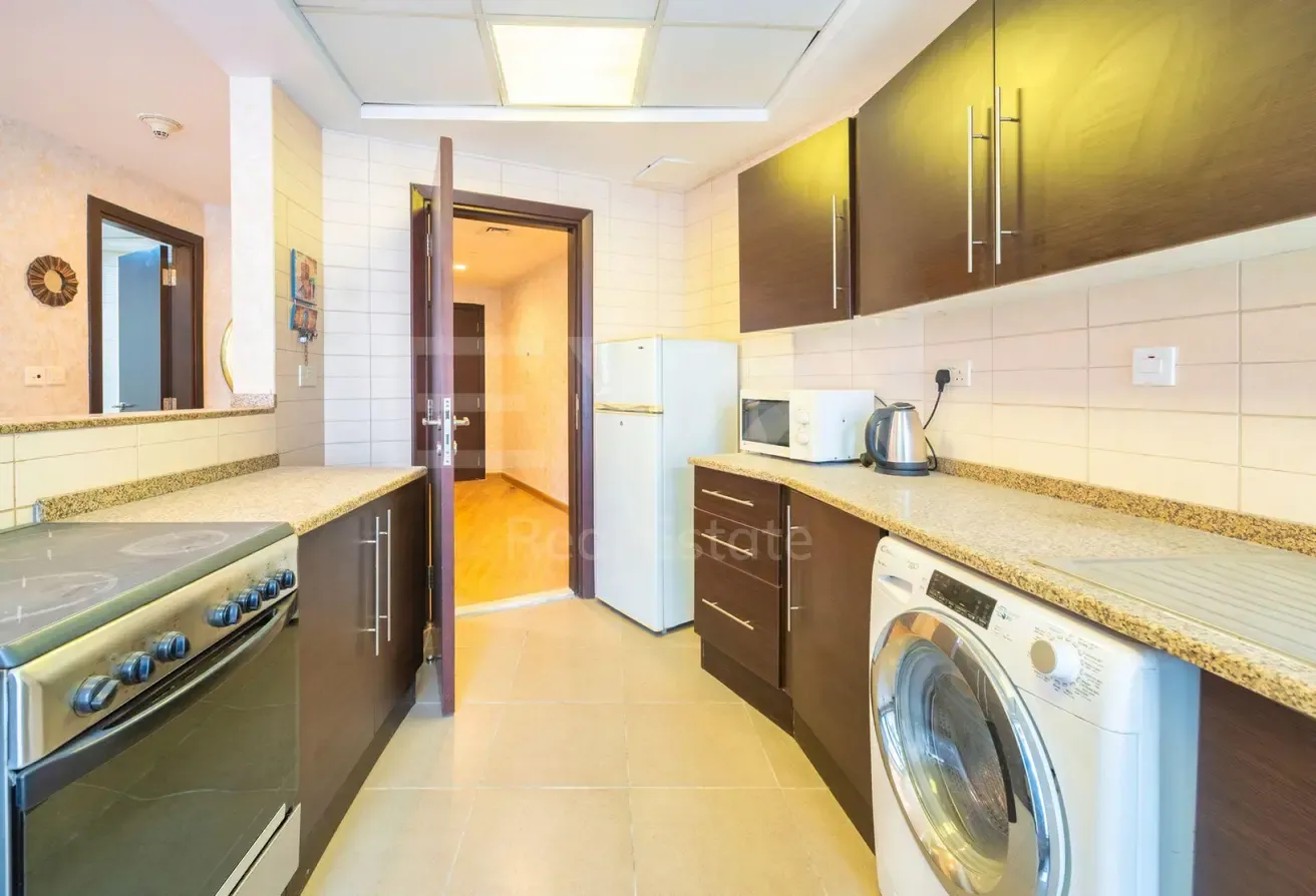FULLY FURNISHED | COMMUNITY VIEW| READY AND VACANT
