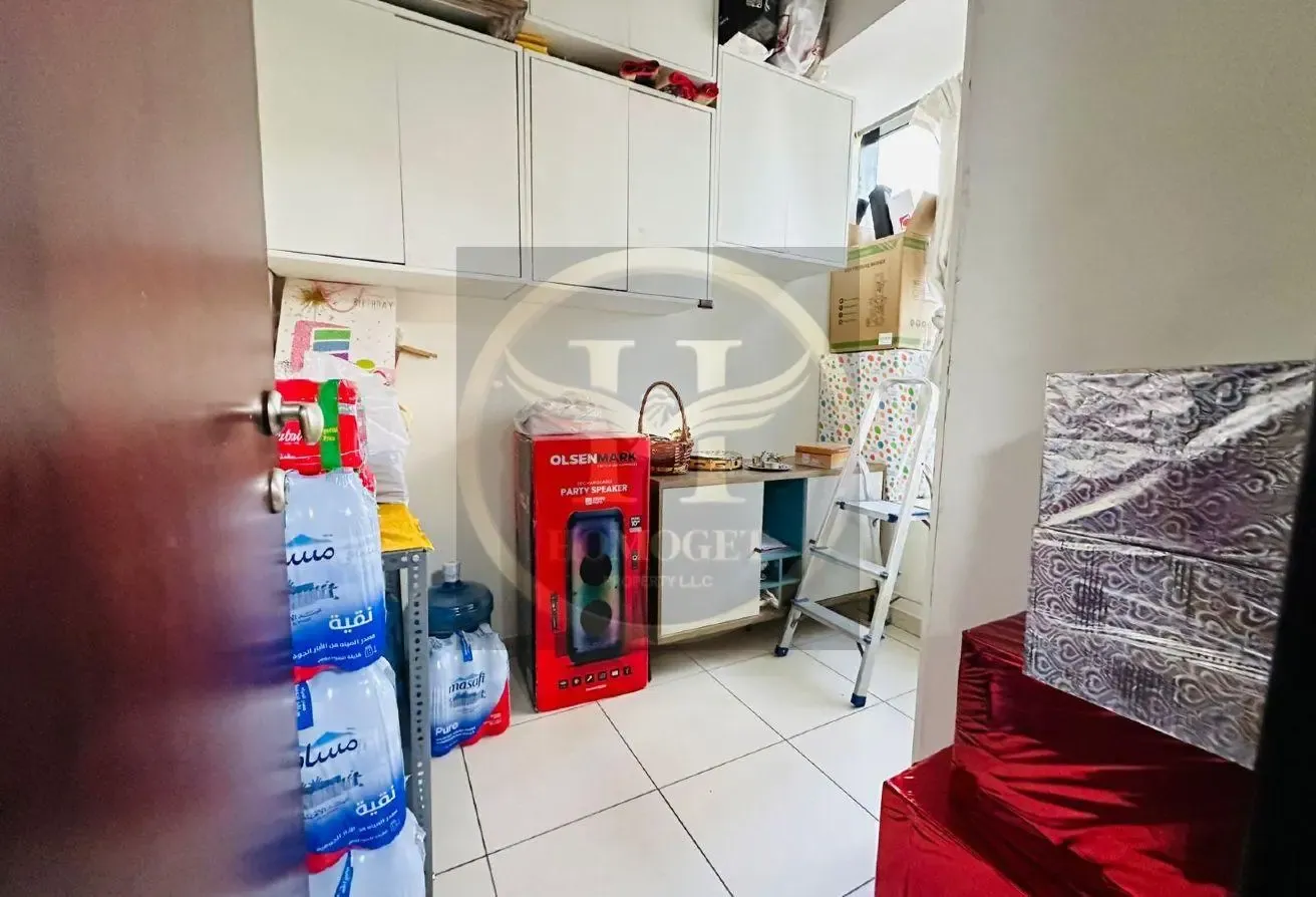 3BR | VAASTU | VACANT | UPGRADED|CHILLER FREE